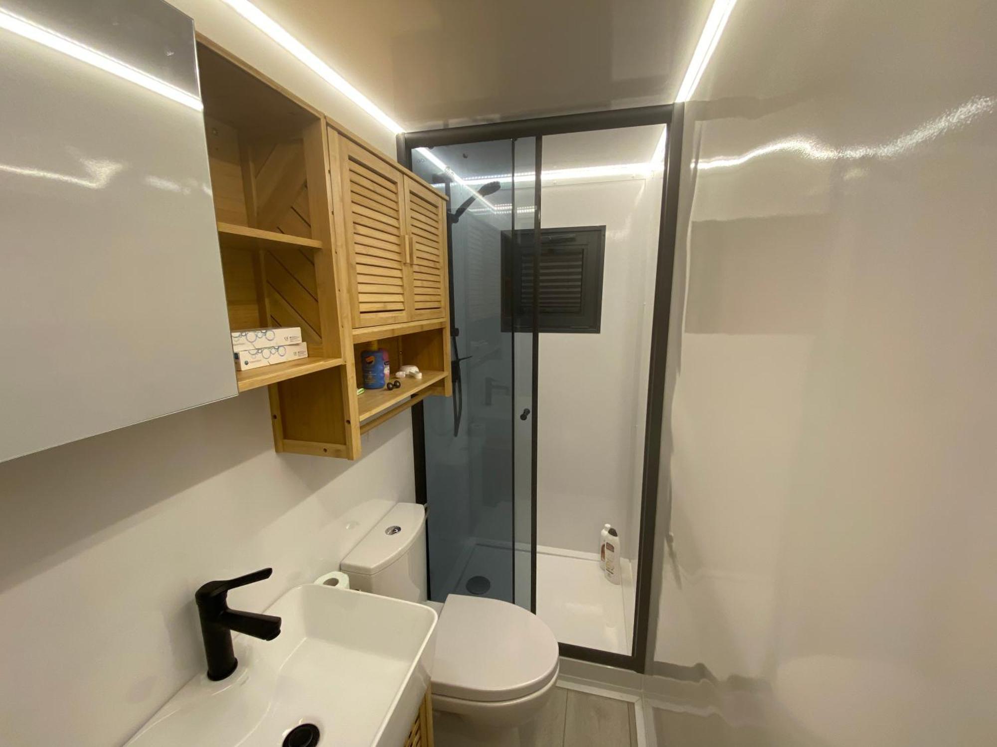 Отель Houseboat Cadiz El Puerto - Casa Flotante Эль-Пуэрто-де-Санта-Мария Экстерьер фото